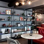 Radisson Red