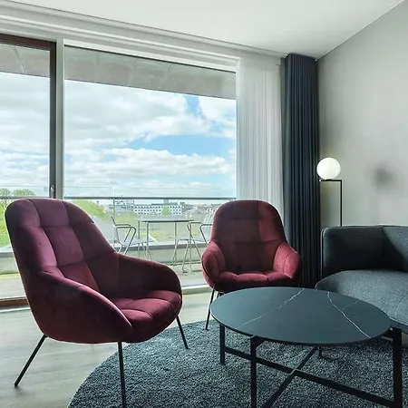 ホテル Radisson Red