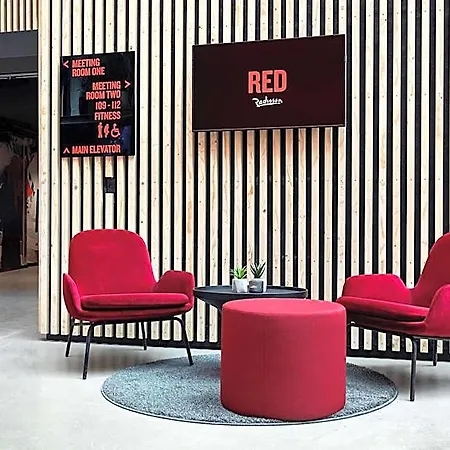 Radisson Red 4*