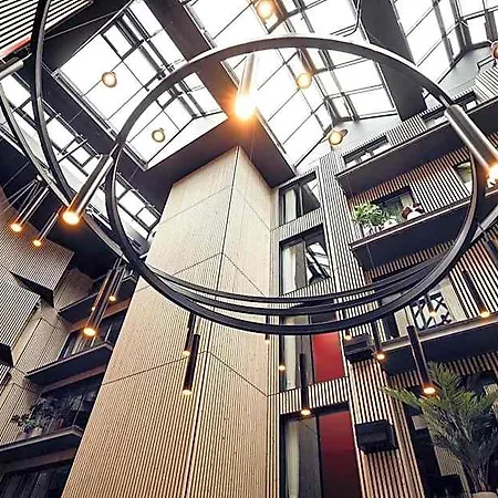 Radisson Red 4*