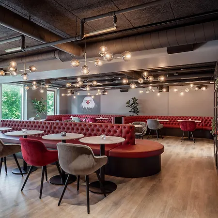 Radisson Red Hotell 4*