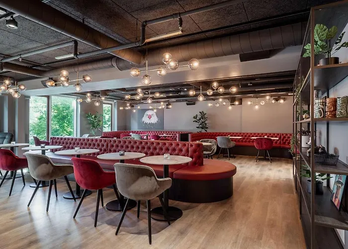 Radisson Red 4*