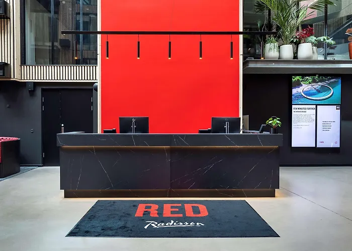 Radisson Red 4*